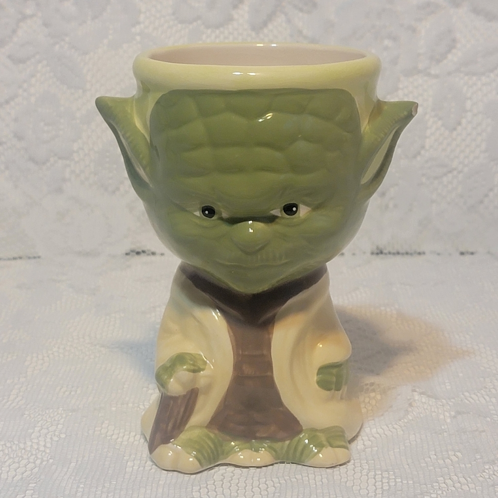 Star Wars Yoda Ceramic Goblet Coffee Mug Collectible Cup